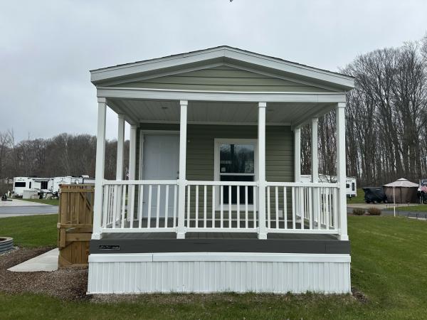 2024 Skyline 4110B(2br) Mobile Home