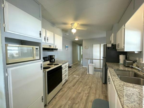 1972 BAYW Mobile Home