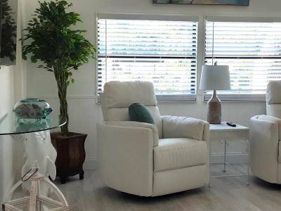 Photo 5 of 33 of home located at 7155 W Lincolnshire Drive Homosassa, FL 34446