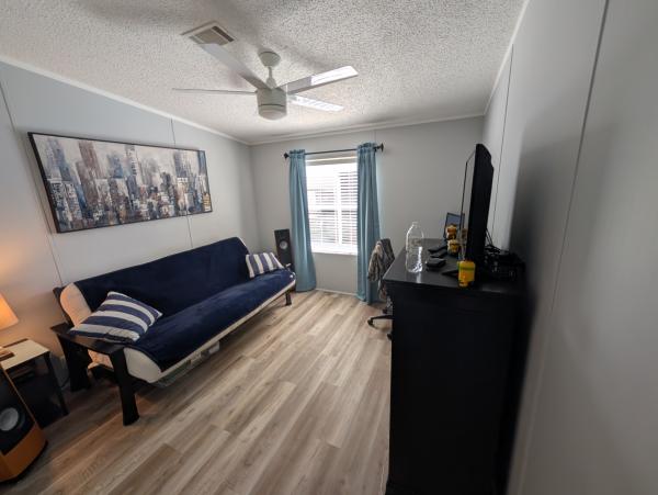 1993 Palm Harbor Mobile Home