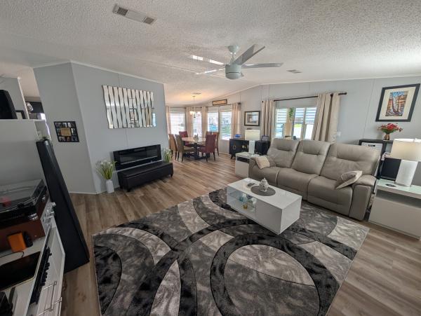 1993 Palm Harbor Mobile Home