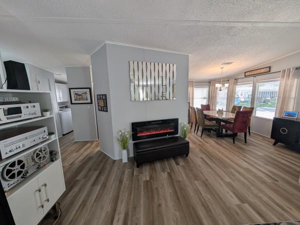 1993 Palm Harbor Mobile Home