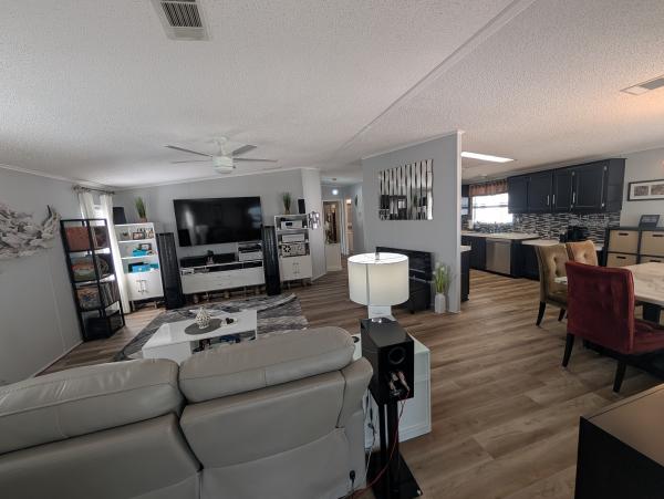 1993 Palm Harbor Mobile Home