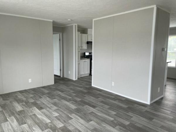 2022 Champion RFN2856907 Mobile Home