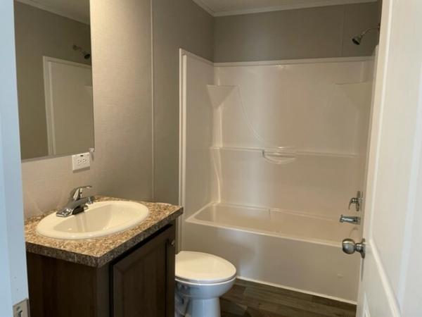 2022 Champion RFN2856907 Mobile Home