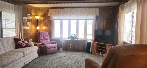 1977 Skyline 01310196K Mobile Home