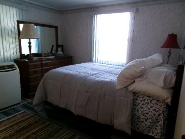 1983 BROO   Home