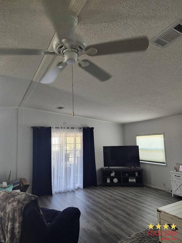 1990 PALM   Home