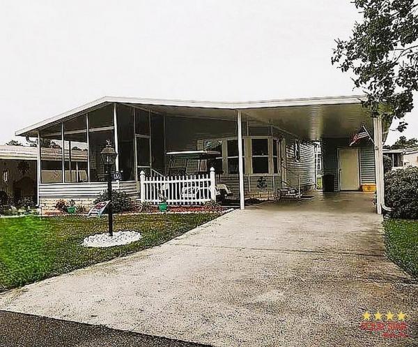 Photo 1 of 2 of home located at 45 Lattice Dr Leesburg, FL 34788