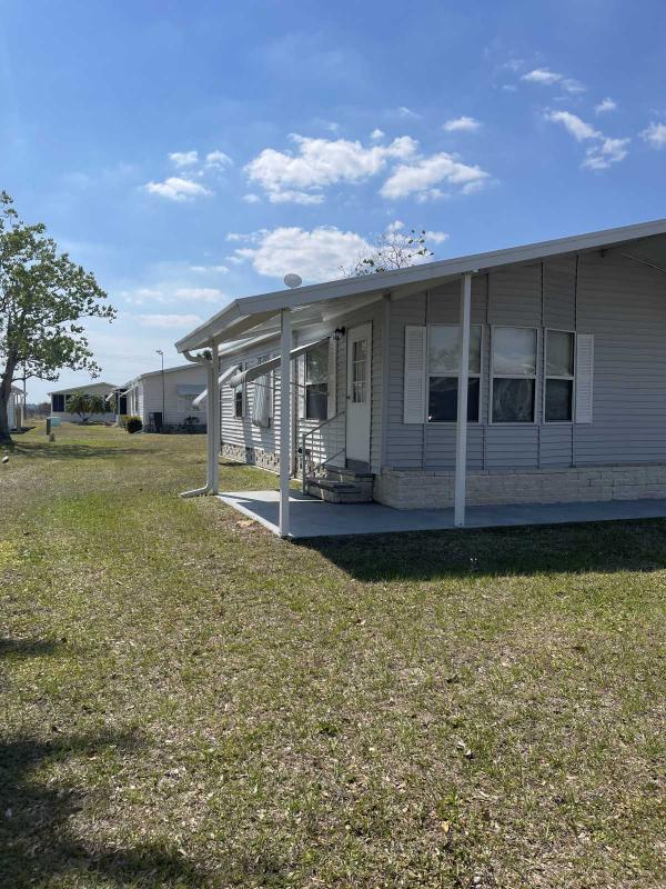 1987 Manufactured Home