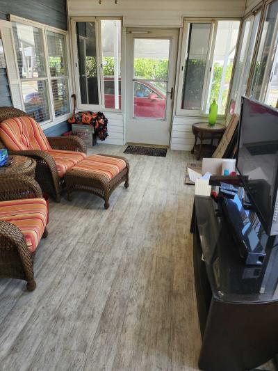 Photo 4 of 21 of home located at 1804 Monticello Drive Naples, FL 34110
