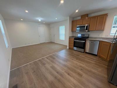 Photo 4 of 23 of home located at 1050 West Capitol Ave. #76 West Sacramento, CA 95691