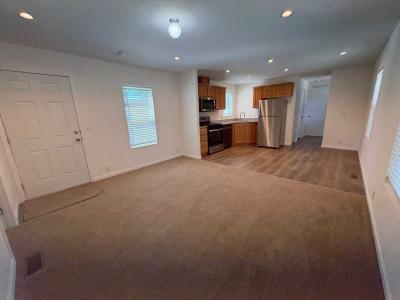 Photo 5 of 23 of home located at 1050 West Capitol Ave. #76 West Sacramento, CA 95691