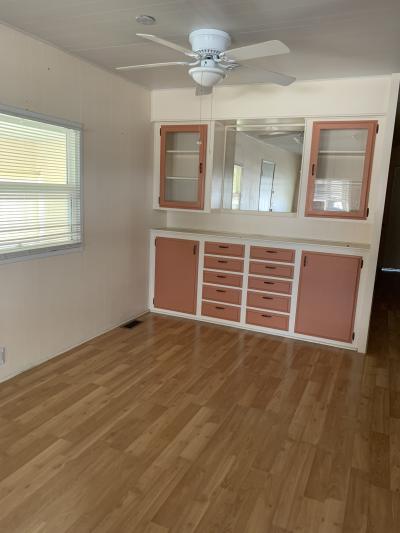 Photo 4 of 18 of home located at 4550 N. Flowing Wells #217 Tucson, AZ 85705