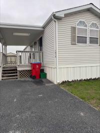 2003 Pinegrove Mobile Home