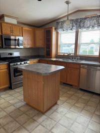 2003 Pinegrove Mobile Home