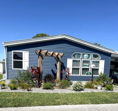 Photo 2 of 32 of home located at 1472 Crooked Creek Trail Lot #534 Lakeland, FL 33801