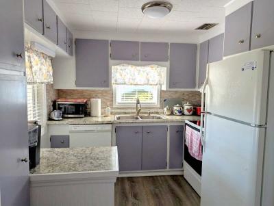 Photo 4 of 11 of home located at 7100 Ulmerton Rd. Largo, FL 33771