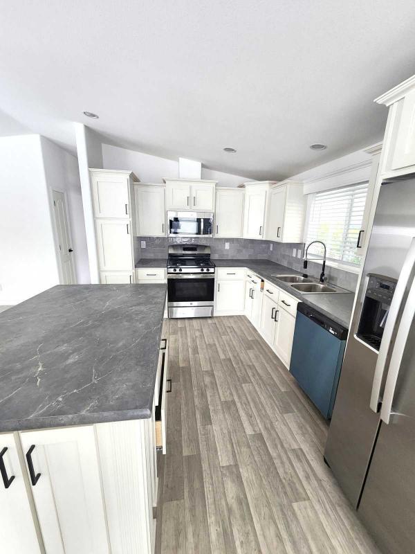 2025 Cavco Industries SR28563A Manufactured Home