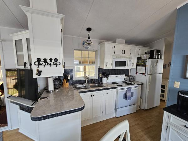 1998 Mobile Home