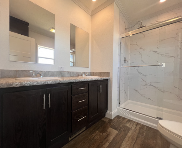 2025 Skyline LH2 Custom HUD Mobile Home