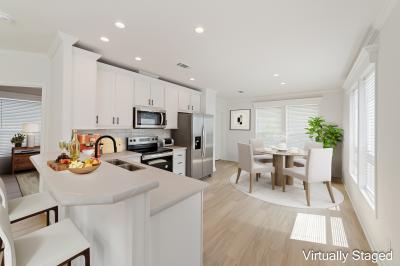 Photo 4 of 18 of home located at 497 Rahm Way Lady Lake, FL 32159
