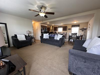 Mobile Home at 17128 Scarborough Macomb, MI 48044