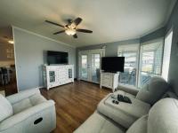 1990 SUNR Unknown Mobile Home