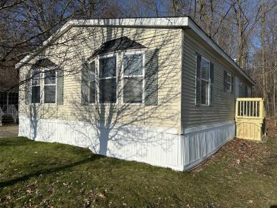 Photo 2 of 12 of home located at 4245 W. Jolly Rd. Lot #100 Lansing, MI 48911