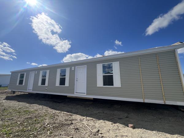 2025 Champion RAP1666H32212 Mobile Home