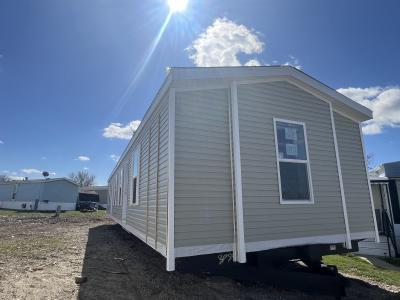 Mobile Home at 8605 Maurice Ct Newport, MI 48166