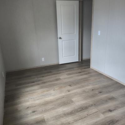 Mobile Home at 27 Crestwood Drive #0124 Middletown, IN 47356