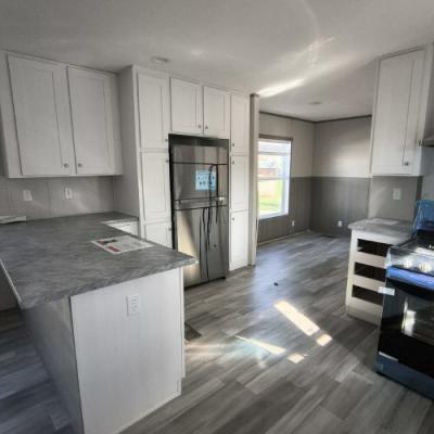 Mobile Home at 27 Crestwood Drive #0022 Middletown, IN 47356