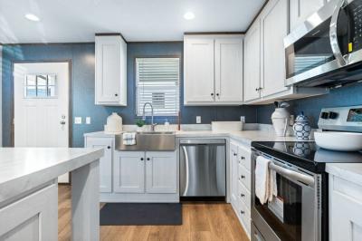 Photo 5 of 13 of home located at 353 Alhambra Dr San Marcos, TX 78666