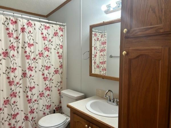 2002 CRYSTAL VALL ab Mobile Home