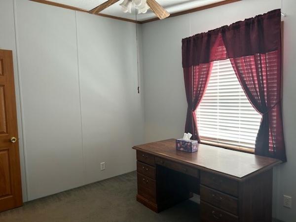 2002 CRYSTAL VALL ab Mobile Home