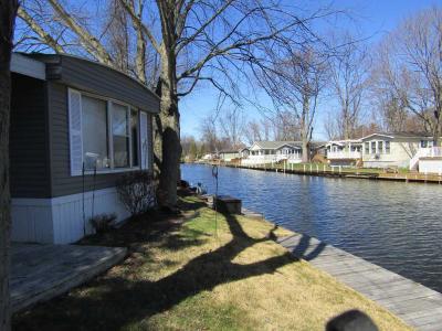Photo 1 of 17 of home located at 2478 S Tamarac Ludington, MI 49431