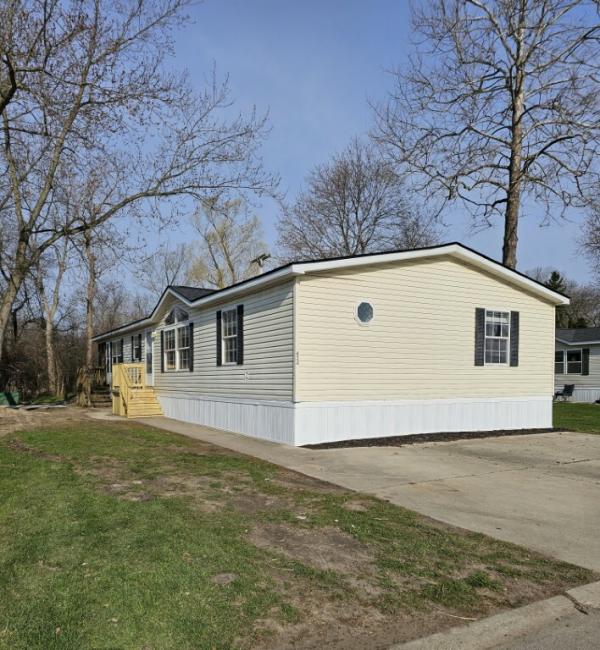 2000 Skyline Manufactured Home