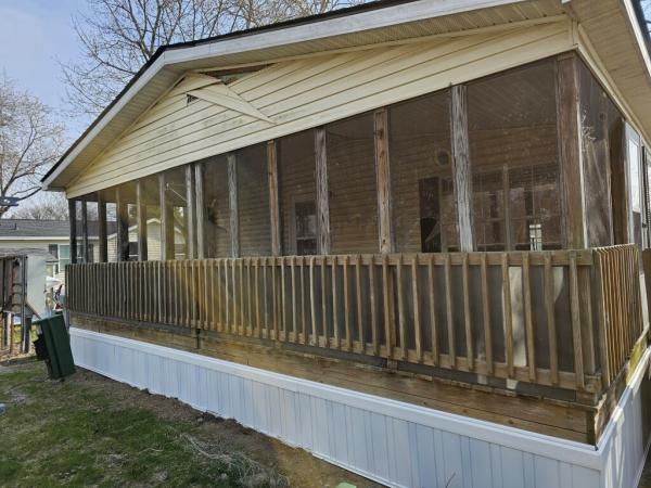 2000 Skyline Manufactured Home