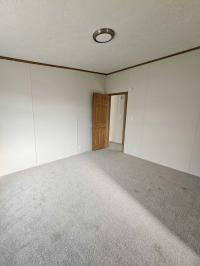 2000 Skyline Manufactured Home