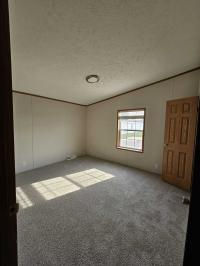2000 Skyline Manufactured Home
