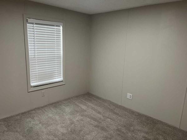 1990 Carrollton Manufactured Home