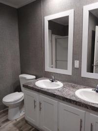 2024 240LM-LANDMARK  167631 Manufactured Home