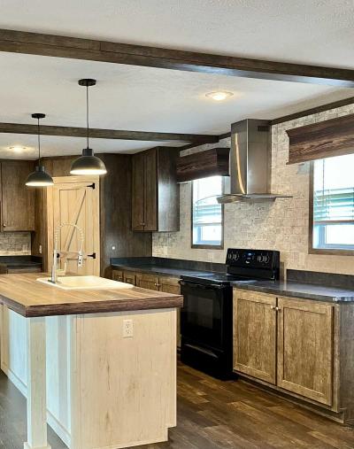 Photo 4 of 11 of home located at 2938 Andrew Drive Columbus, IN 47201