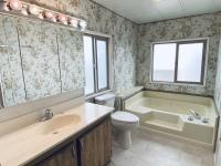 1982 KAUFMAN AND BROAD BAINBRIDGE Manufactured Home