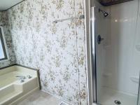 1982 KAUFMAN AND BROAD BAINBRIDGE Manufactured Home
