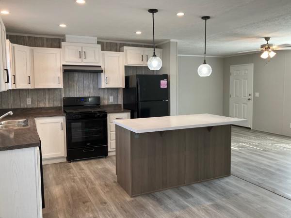 2025 Champion Home Builders, Inc. mobile Home