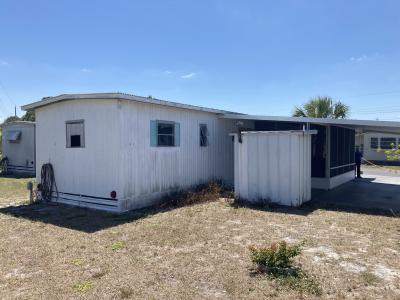 Photo 3 of 3 of home located at 213 Esther Street Lakeland, FL 33815