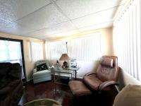 1980 SCHU FLMHS CC 2BD/2BA Manufactured Home
