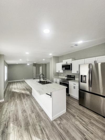 Photo 2 of 9 of home located at 208 Highlands Ridge Lane Davenport, FL 33897
